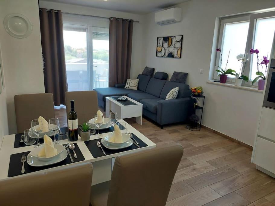 Valux Apartman PUY Exterior foto