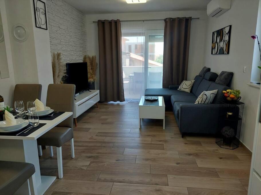Valux Apartman PUY Exterior foto